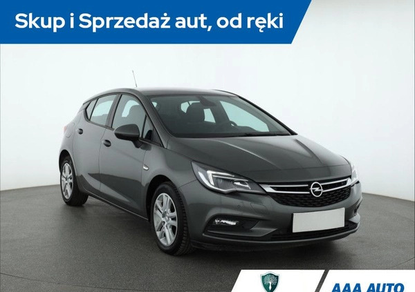 Opel Astra cena 44000 przebieg: 91940, rok produkcji 2017 z Dobczyce małe 211